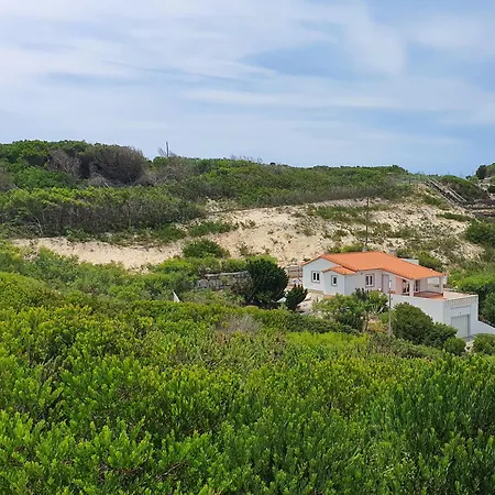 Tradicional Lagoa De Obidos Com Piscina *